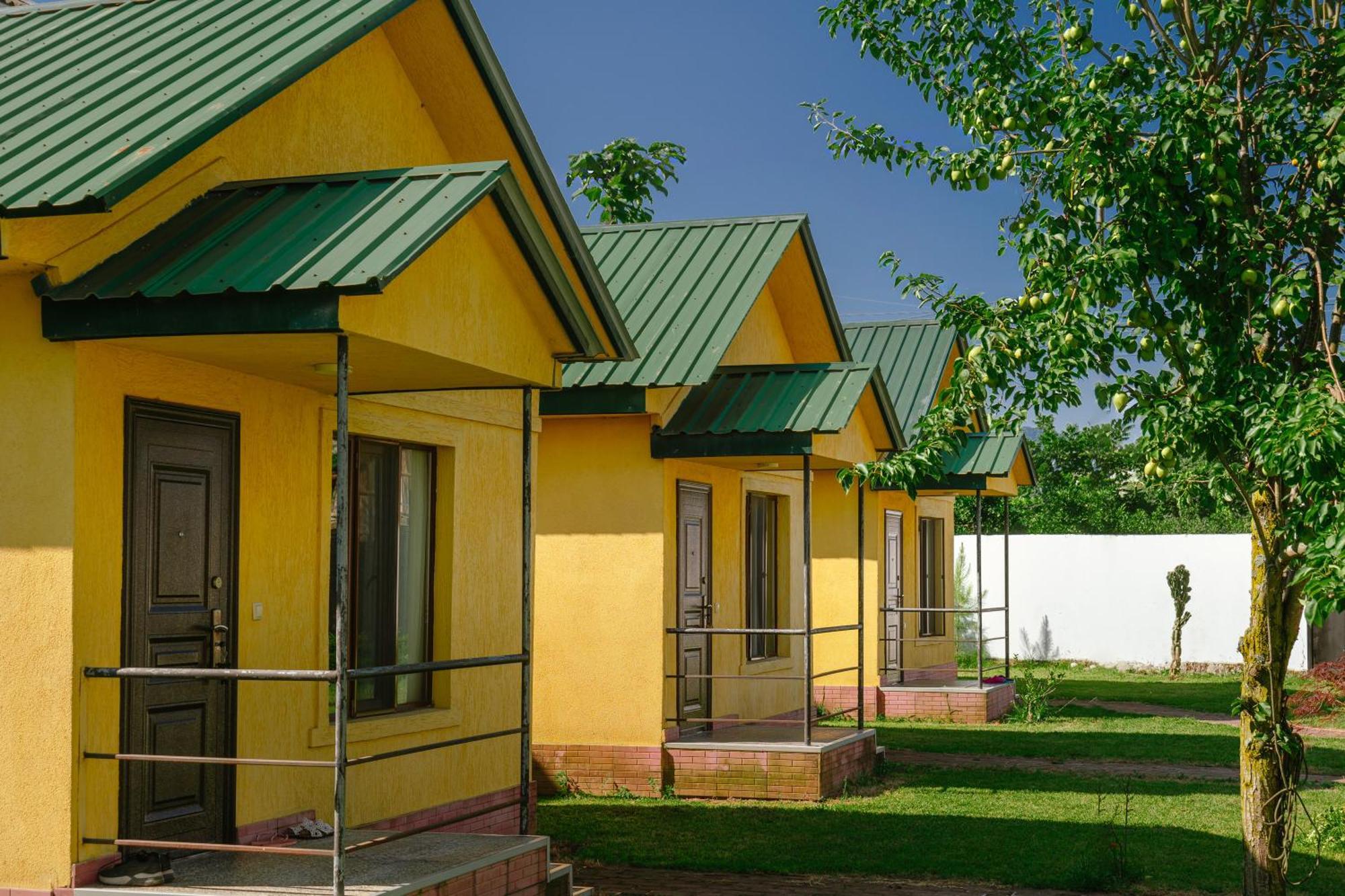 Senima'S Paradise Batumi Eksteriør billede